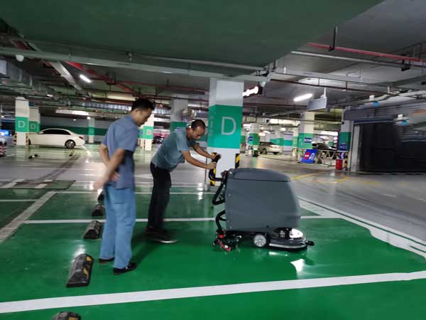 工業洗地機清潔效果不行嗎