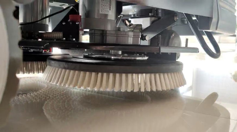 電動(dòng)洗地機(jī)配件的選擇 電動(dòng)洗地機(jī)配件的選擇