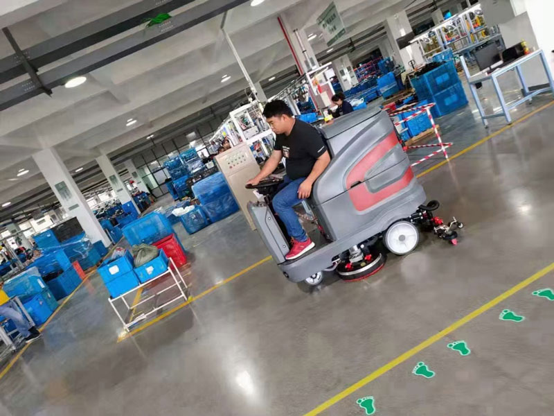 手推式洗地機、駕駛式洗地機好用嗎 手推式洗地機、駕駛式洗地機好用嗎