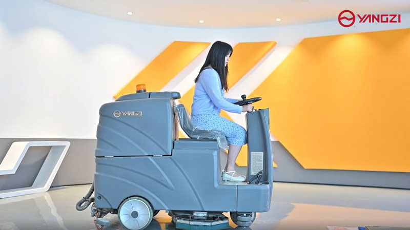 電池供電的洗地機的優勢! 電池供電的洗地機的優勢!