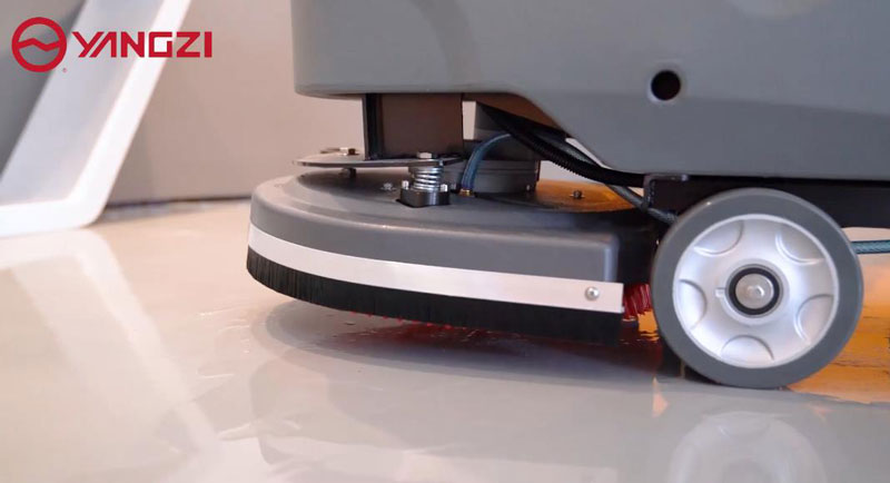 揚子洗地機怎么換刷盤？