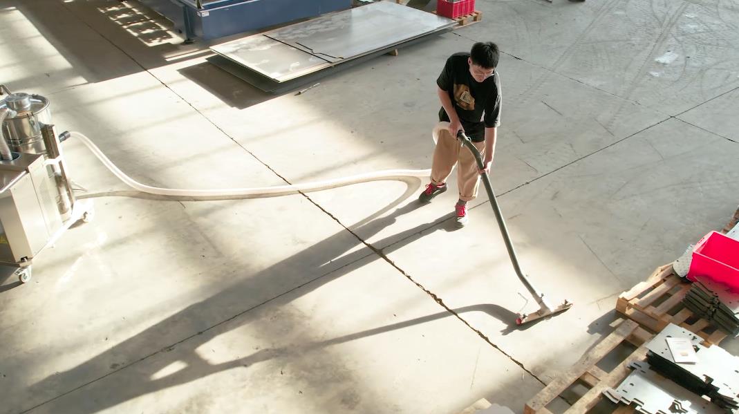 適用于硅塵的工業吸塵器 適用于硅塵的工業吸塵器