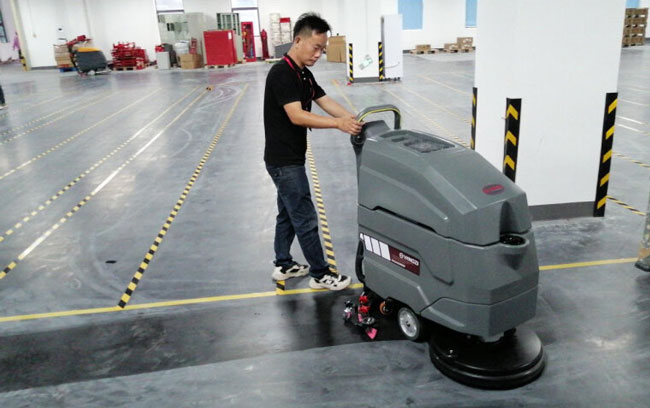 工廠洗地機(jī)怎么樣 工廠洗地機(jī)怎么樣