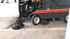 響應國家節能環保的號召，揚子推出工業掃地機